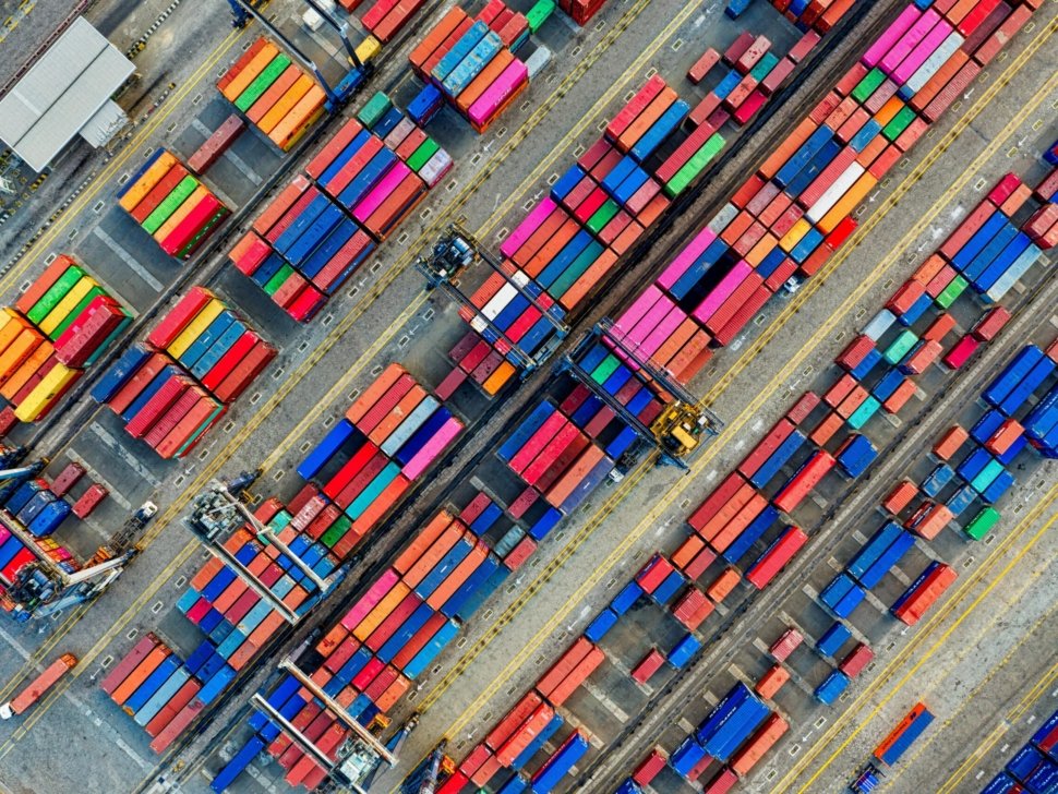 pexels-tomfisk-3063470